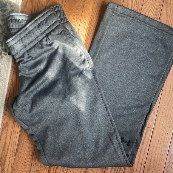 Small Under Armour sweatpants - Picture 2 of 3